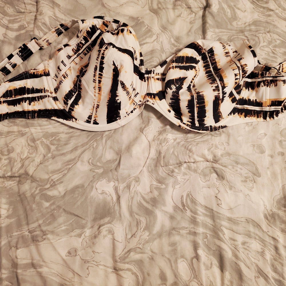 Freya Swimsuit Top 34L